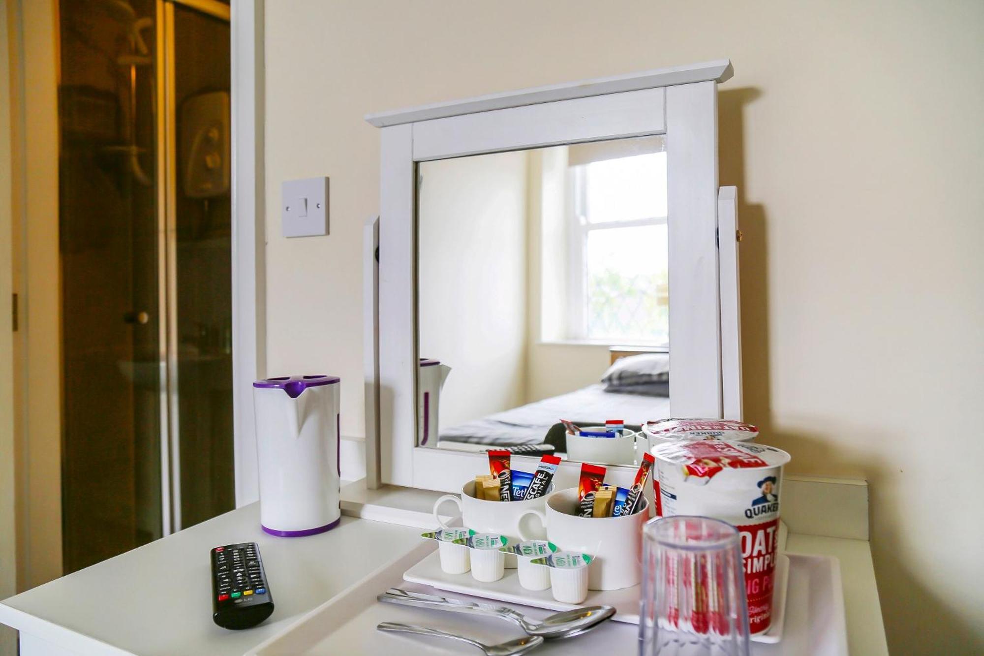 Oyo Castle Hotel, Hotel Accrington